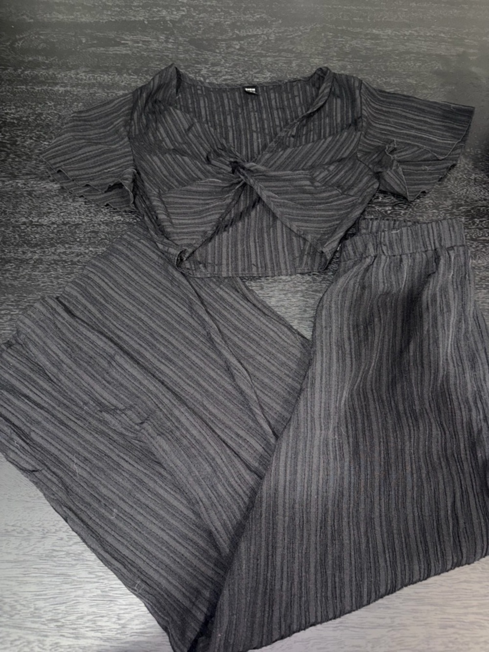 SHEIN Black Striped Wide-Leg Pants with Matching Twist-Front Crop Top